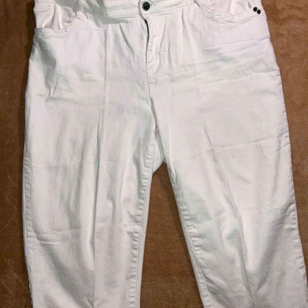 Living Planet Women 16W White Casual Back Flap Pockets Denim Straight Leg Capris